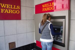 Wells Fargo Cutting Off Jobs